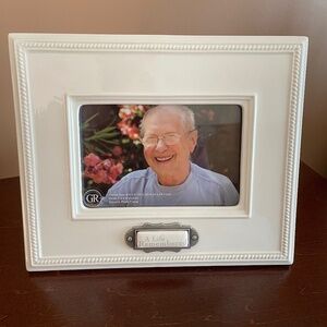 NWT! "A Life Remembered" - Ivory Ceramic Picture Frame (Set of 2)